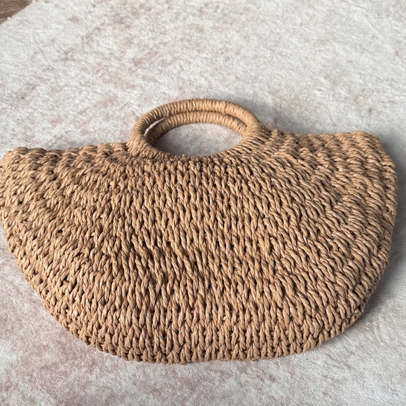 Handbags - Elegant Tan Woven Handbag